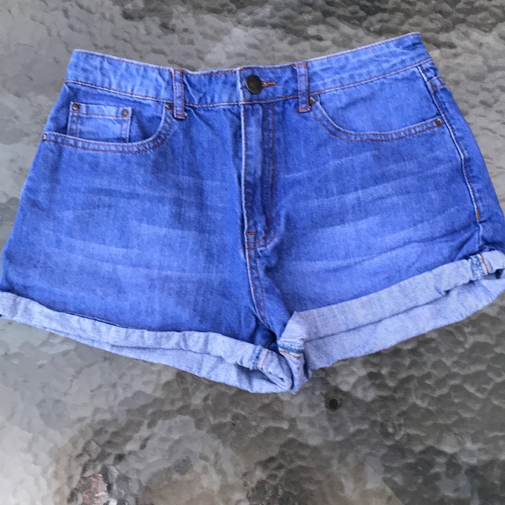F21 Denim High-Waited Shorts!